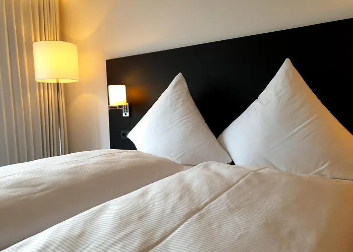 Hotel Ill By Wmm