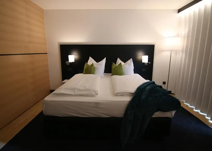 Hotel Ill By Wmm